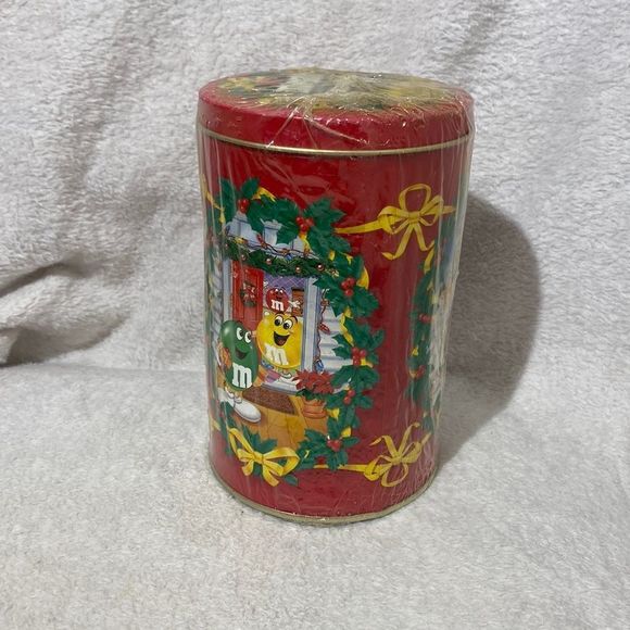M&M’s vintage collectible NEW in plastic 1993 Christmas Tin - Picture 1 of 6